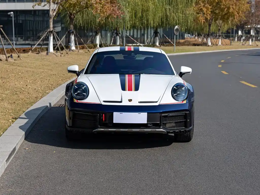 Porsche 911 2023 Dakar 3.0T