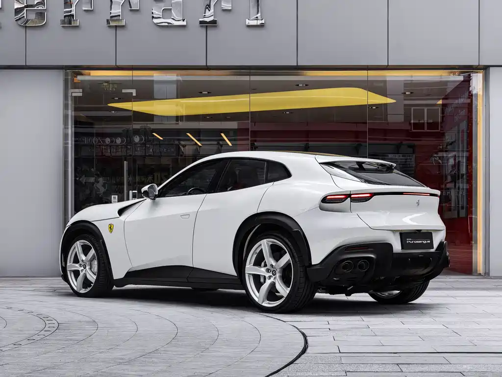 Purosangue 2023 model 6.5L V12