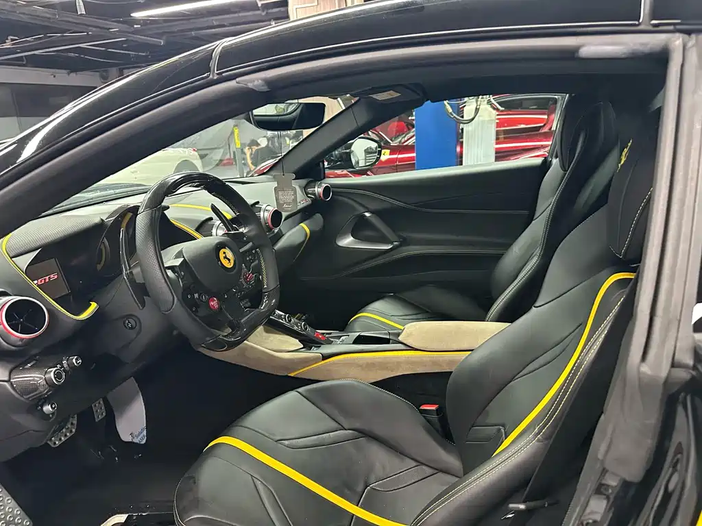 Ferrari 812 2020 6.5L GTS