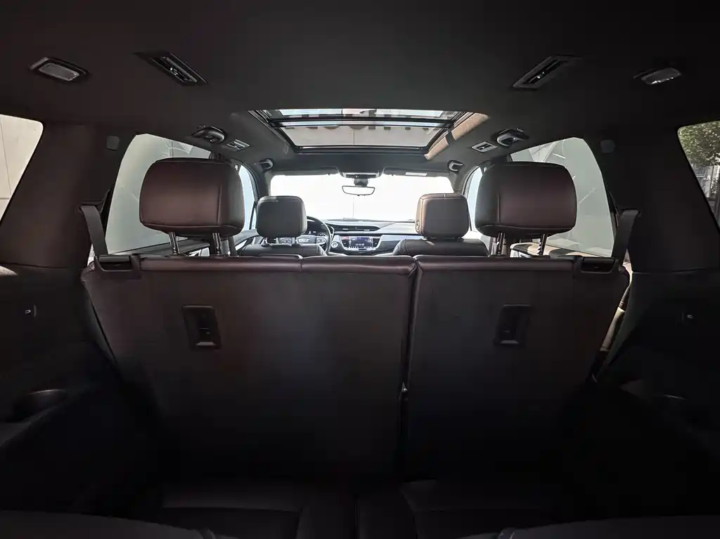 Cadillac XT6 2022 2.0T seven-seater four-wheel drive luxury