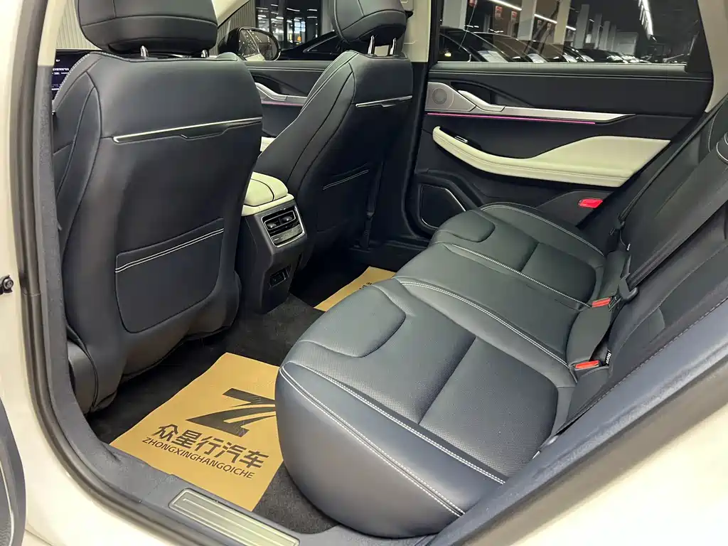 Фото машины 6