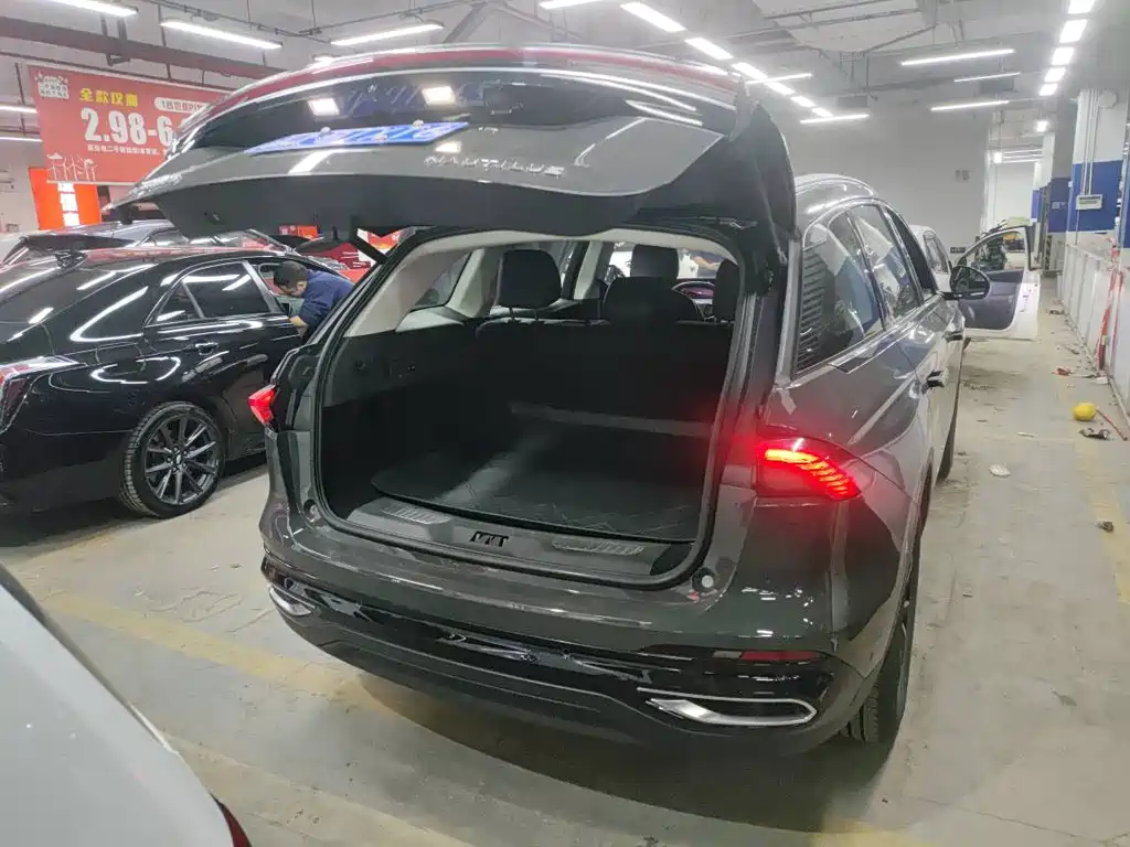 Navigator 2023 2.0T Four-wheel drive Exclusive Edition