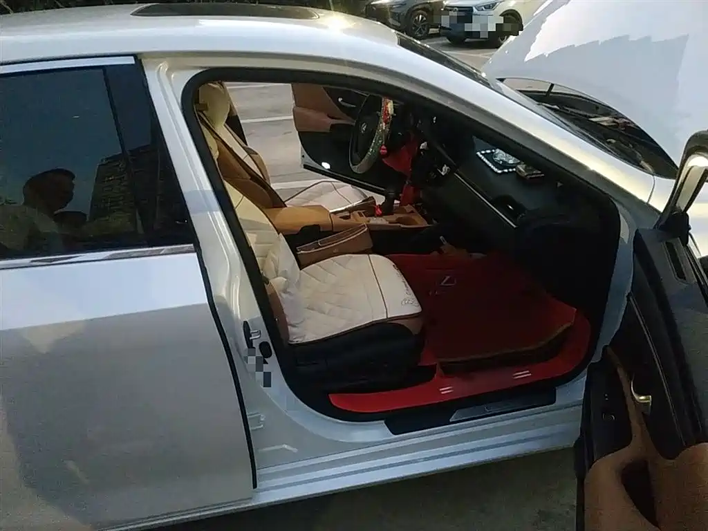 Lexus ES 2022 Model 200 Excellent Edition