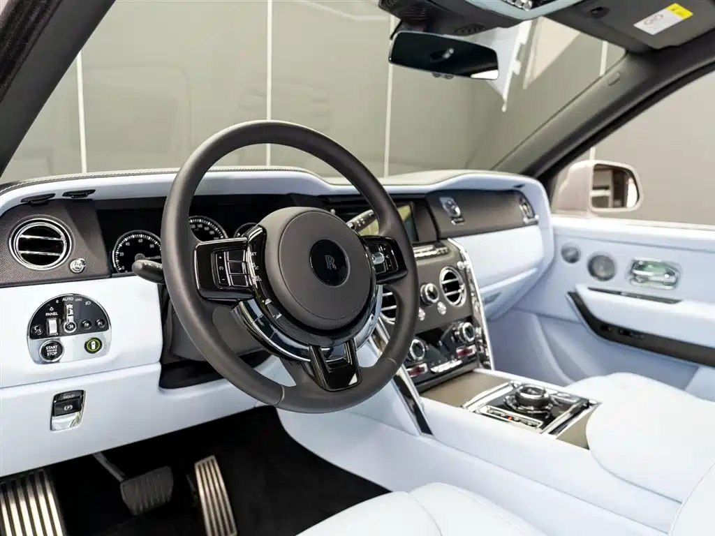 Cullinan 2024 five-seater version