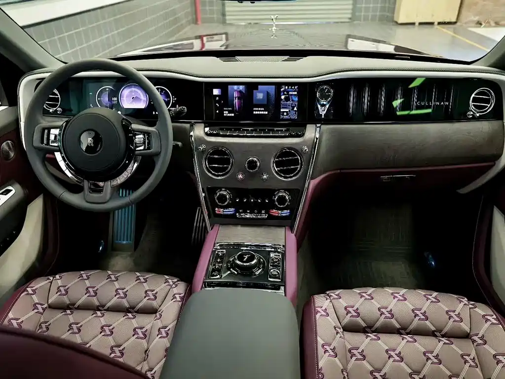 Cullinan 2024 four-seater version