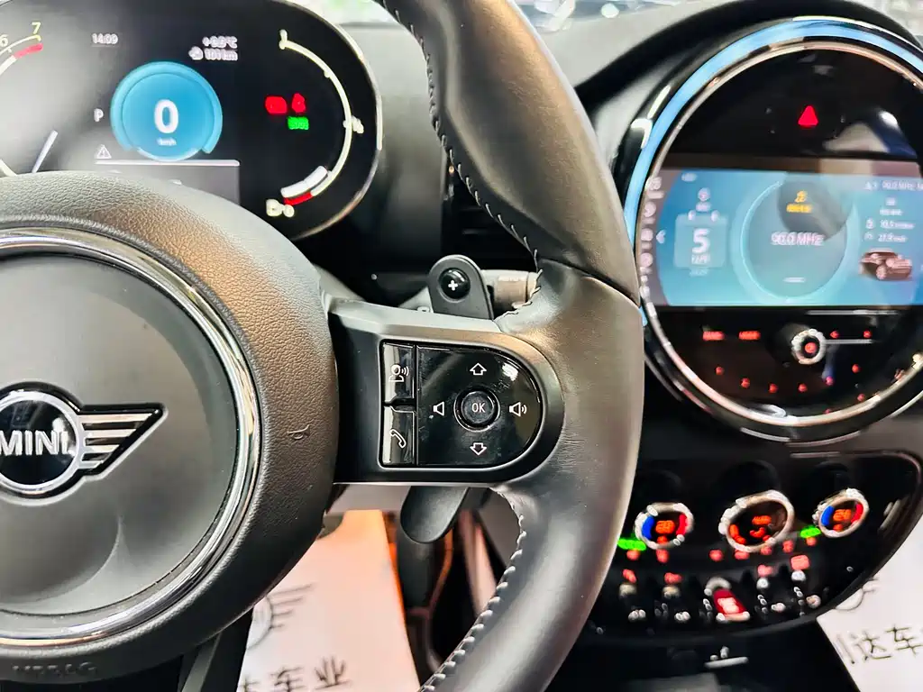 Фото машины 32