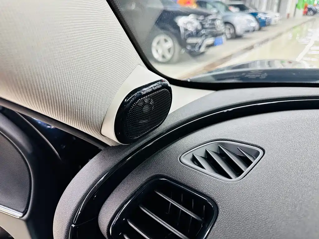 Фото машины 28