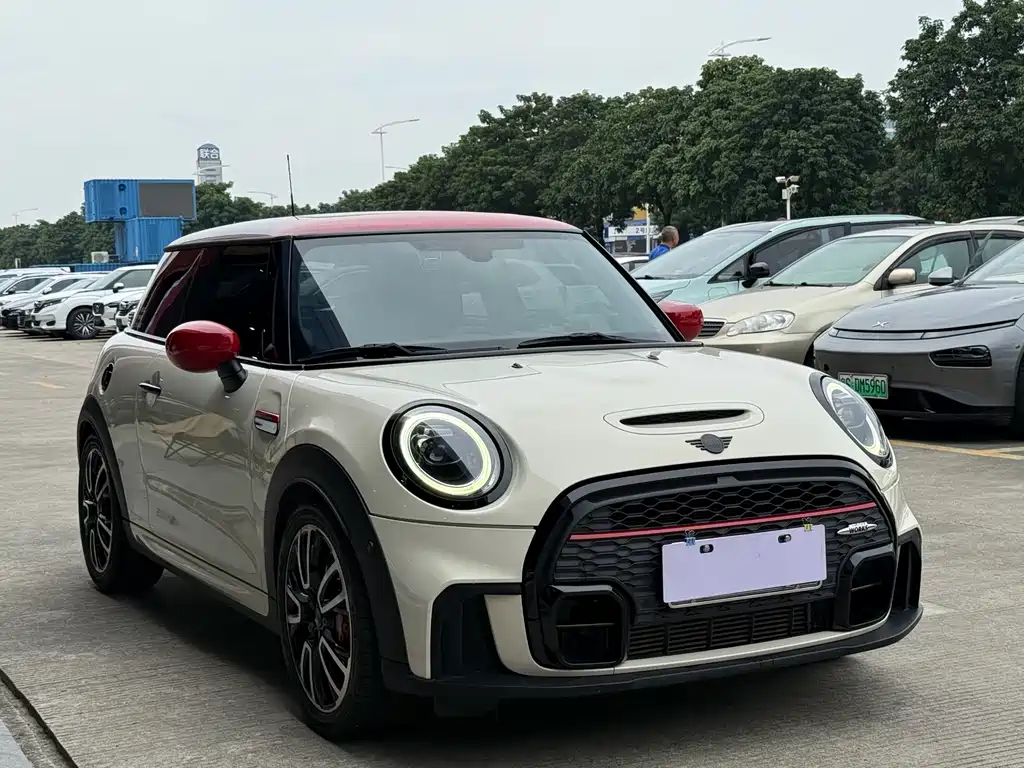 MINI JCW 2023 2.0T JOHN COOPER WORKS Pat Moss Commemorative Edition