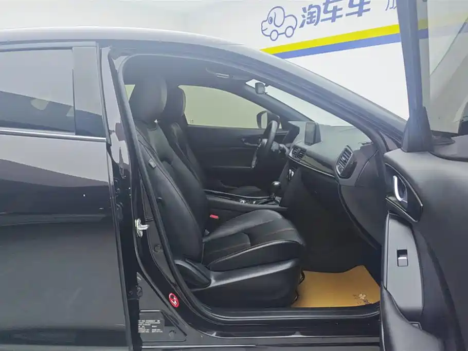 Mazda CX-4 2020 2.0L automatic two-wheel drive Blue Sky Vitality Edition