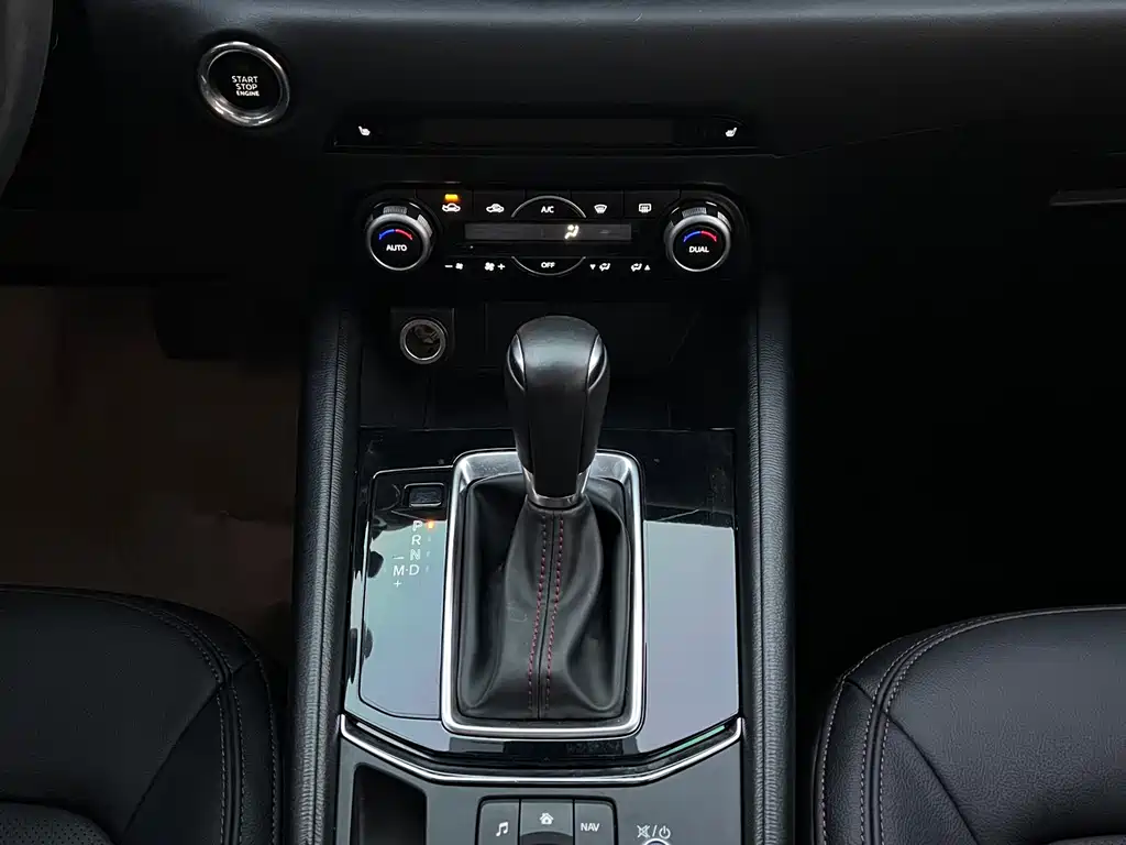 Фото машины 33