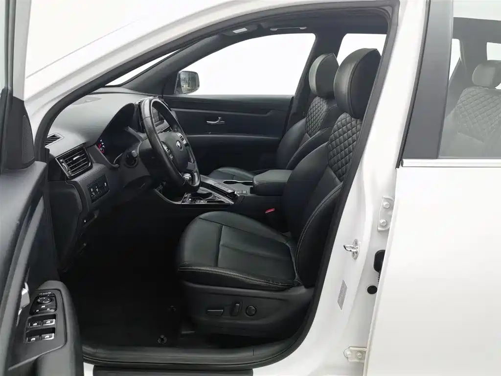 Kia KX7 2020 2.0T automatic two-wheel drive GLS 7-seater