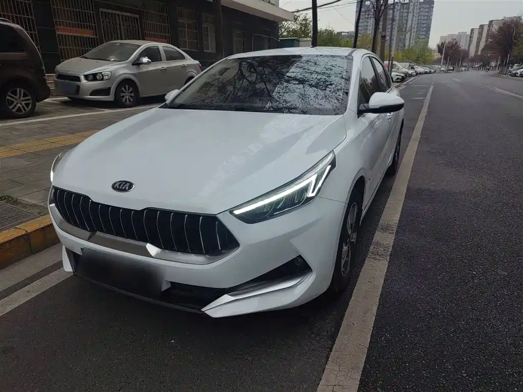 Kia K3 2019 1.5L CVT Smart Enjoy Connected Edition