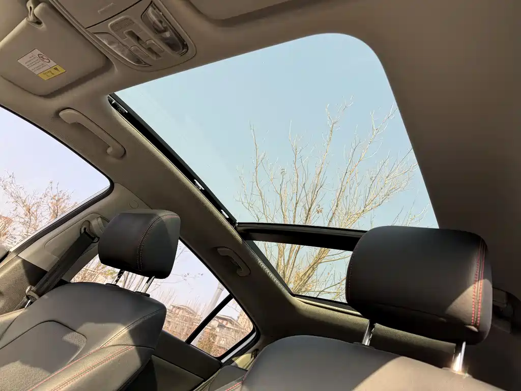 Kia KX5 2019 1.6T automatic two-wheel drive deluxe edition