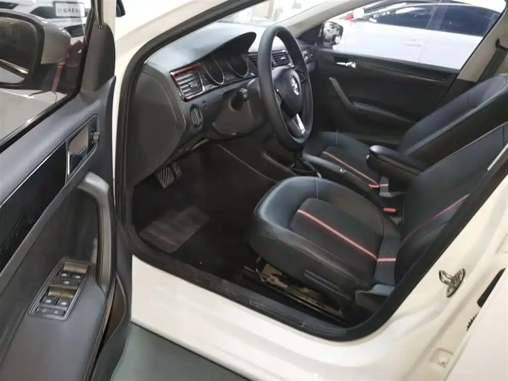 Xindong 2020 1.5L Automatic Comfort Version