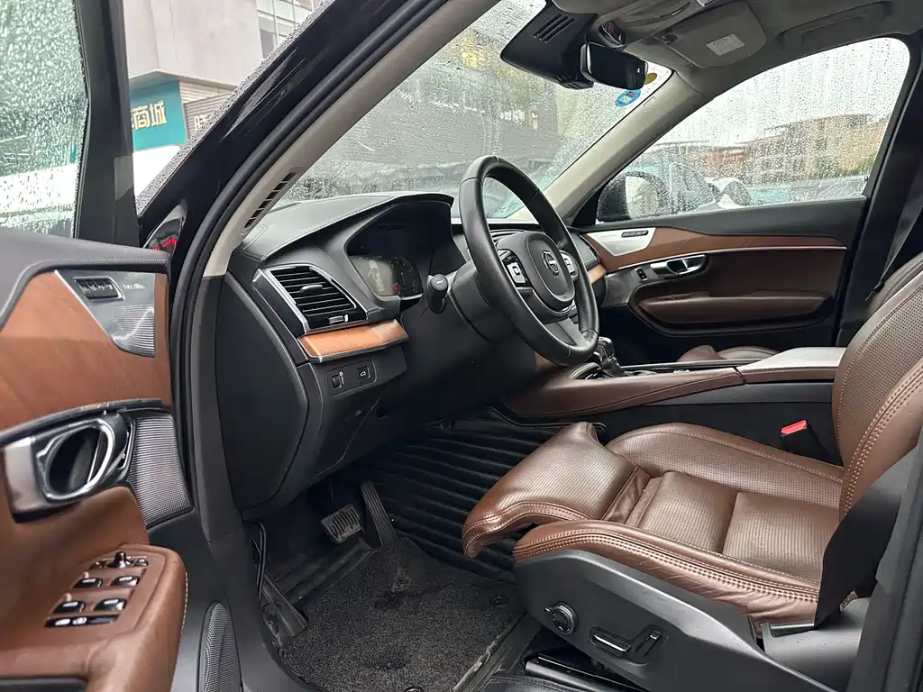 Фото машины 23