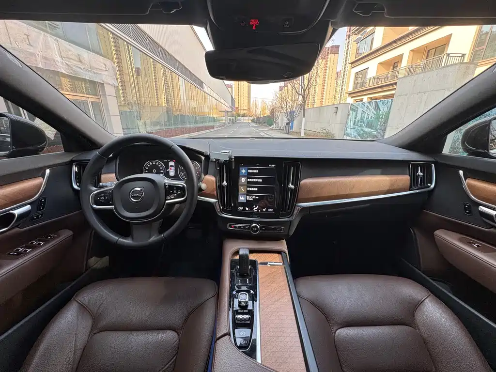 Volvo S90 2021 B5 Zhiyi Deluxe Edition