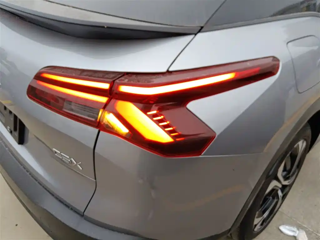 Versailles C5 X 2021 1.6 T collar extraordinary