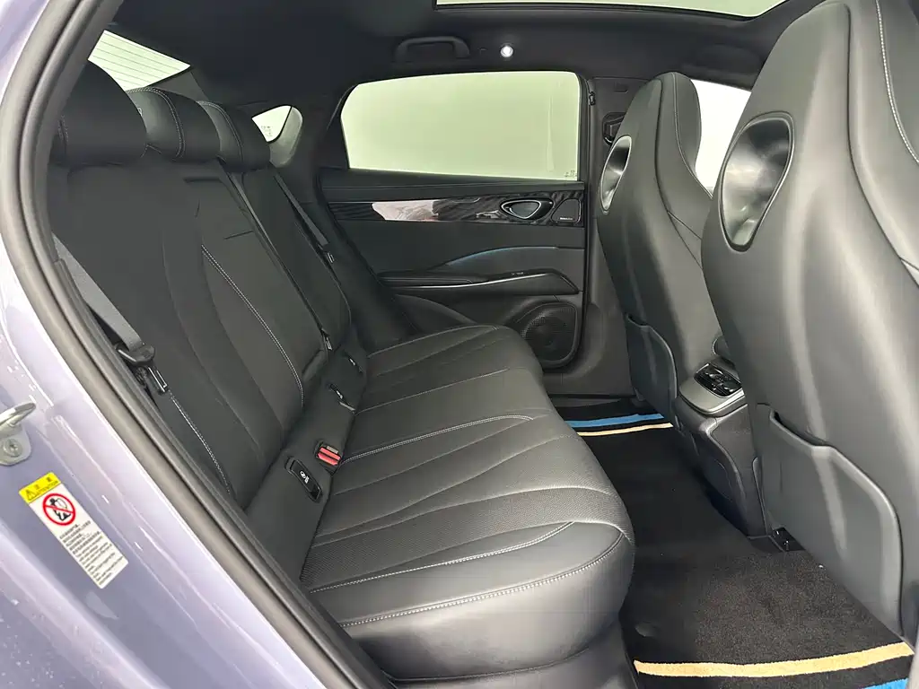 Фото машины 22