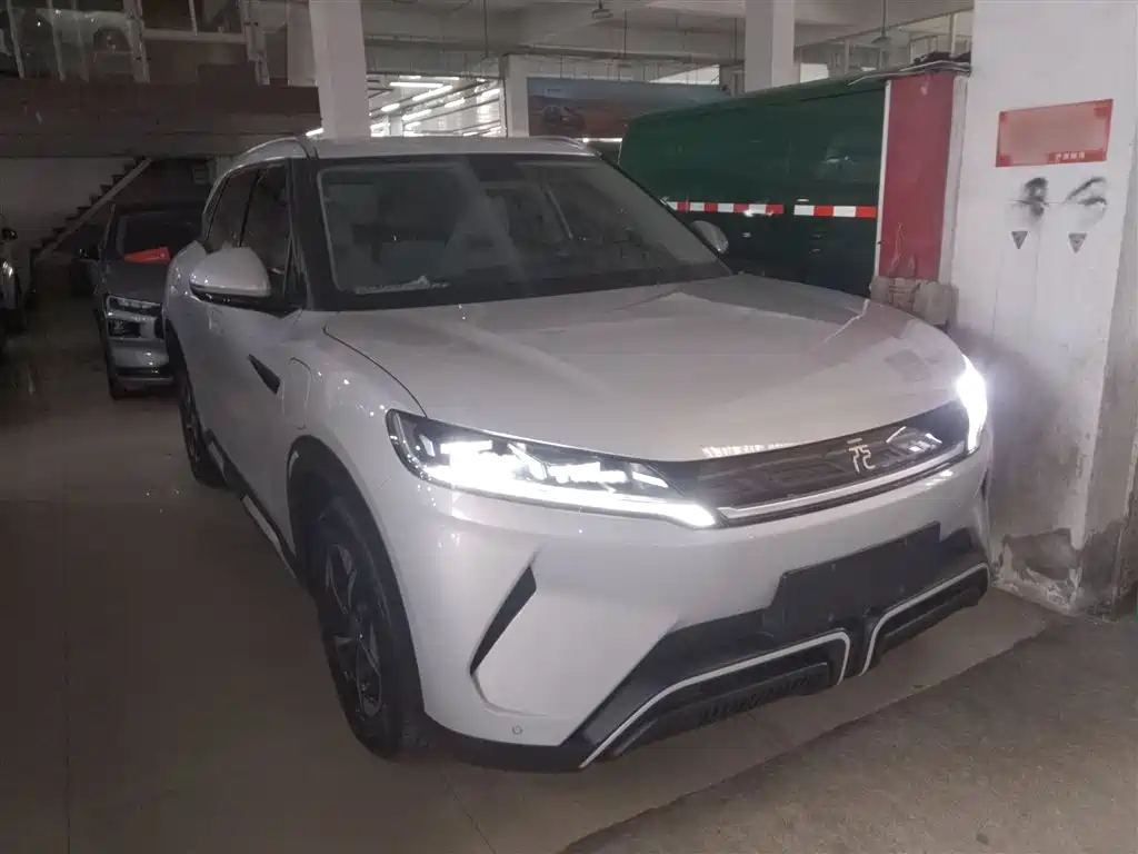 Фото машины 24