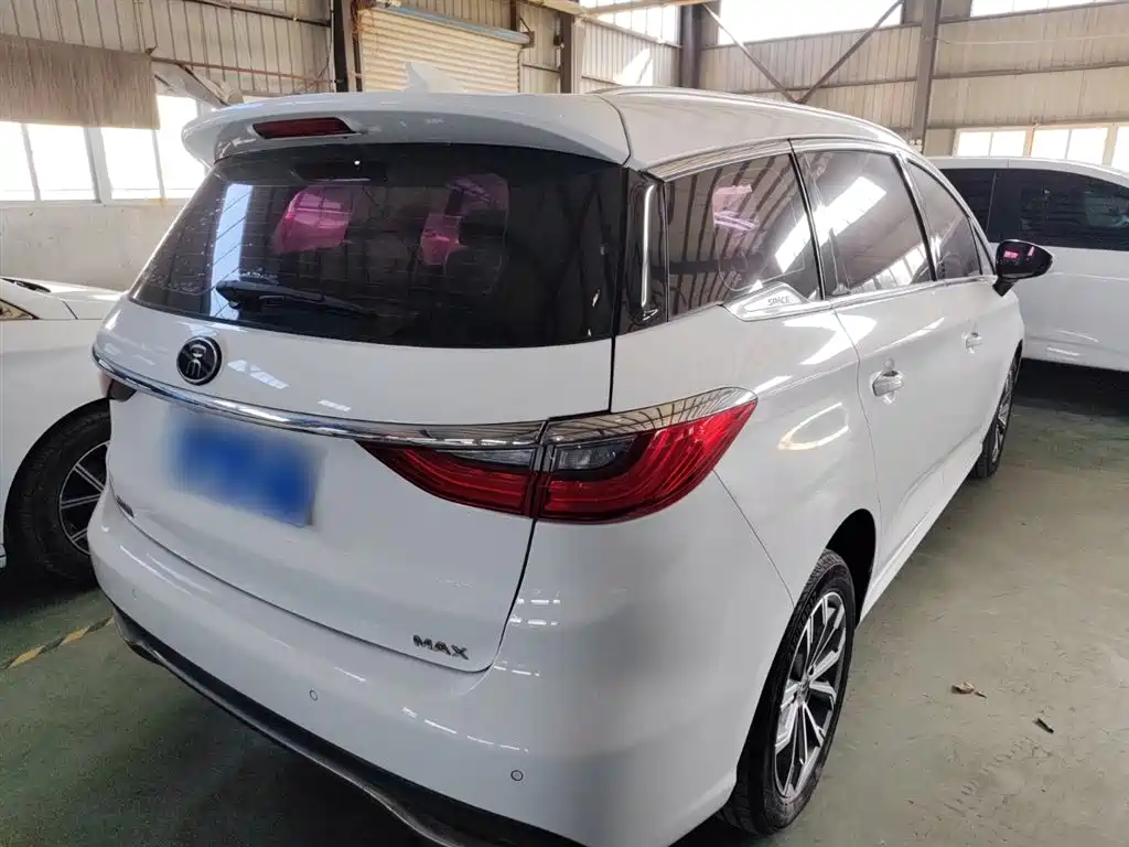 Фото машины 23