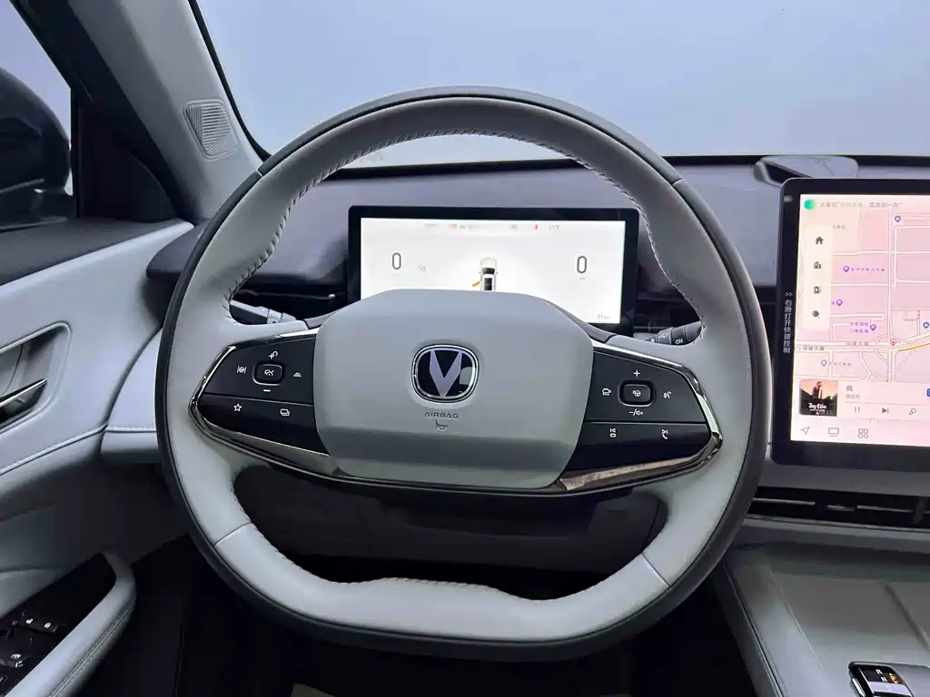 Changan UNI-Z New Energy 2024 Blue Whale Smart iDD 125km Excellent Type