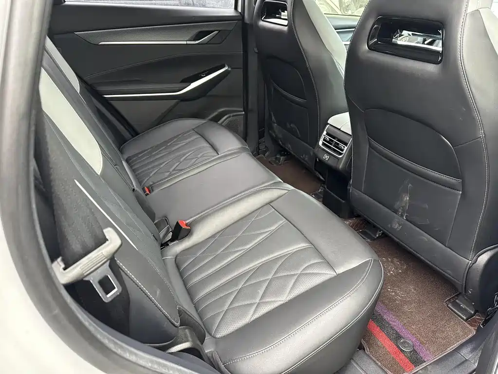 Changan CS75PLUS 2024 third-generation Champion Version 1.5T Smart driving Jinhang Type