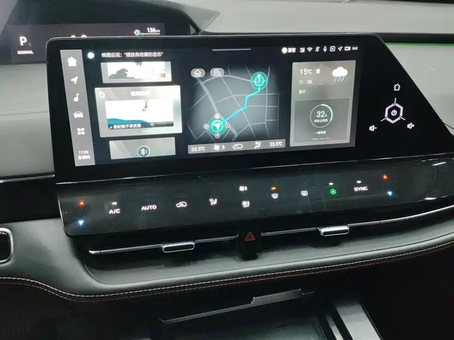 Changan UNI-K 2021 2.0T all-wheel drive premium model