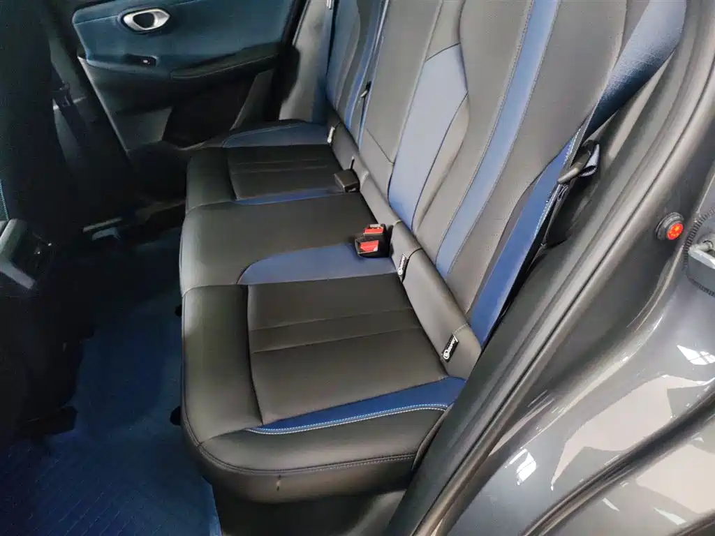 Фото машины 10