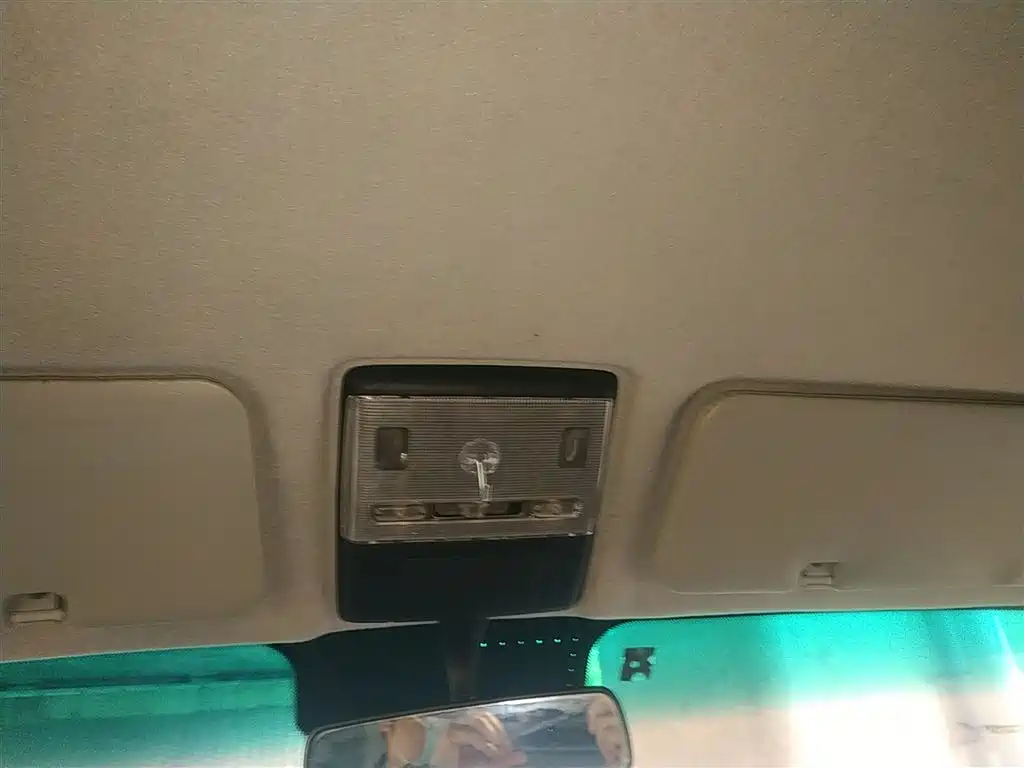 Little Sea Lion X30 2021 1.5L comfortable non-air-conditioned version of the cargo country VI SWC15M