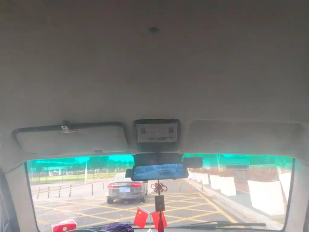 Little Sea Lion X30 2021 1.5L Fortune type single steam air-conditioning version van cargo country VI SWC15M