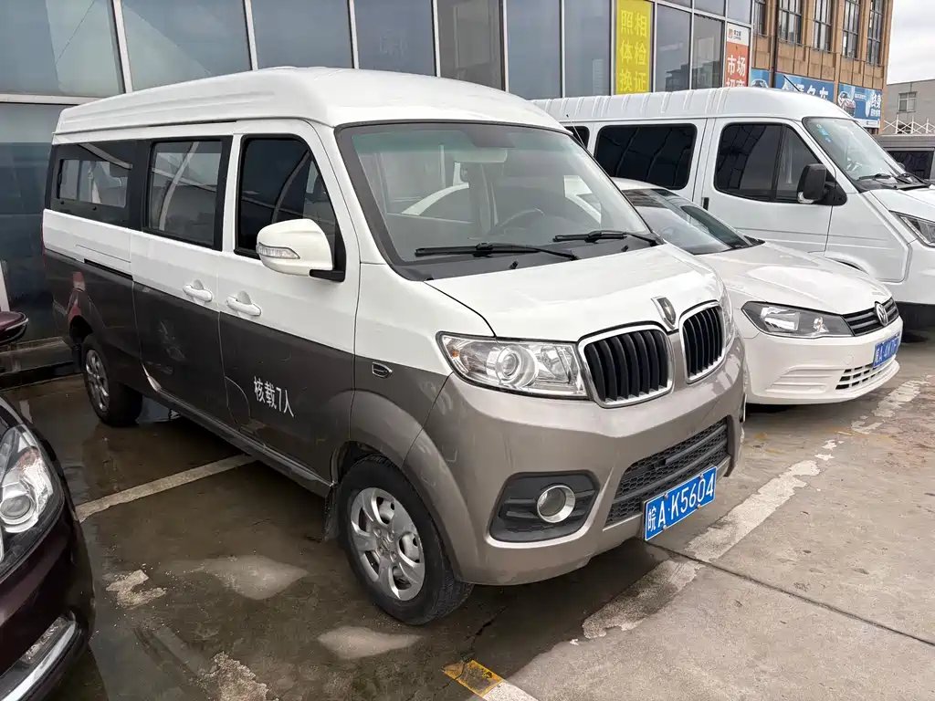 New Sea Lion X30L 2021 1.5L business central air-conditioning version passenger car country VI SWC15M