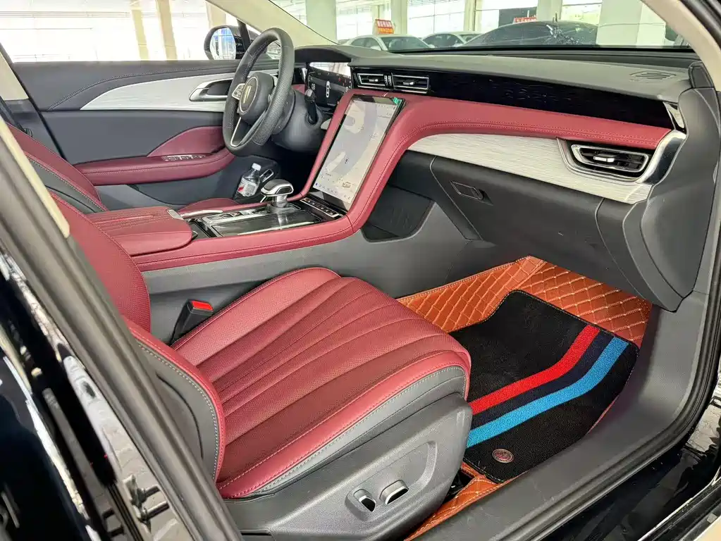 Hongqi H5 2024 model 1.5T DCT Zhilian Flag Rhyme Version