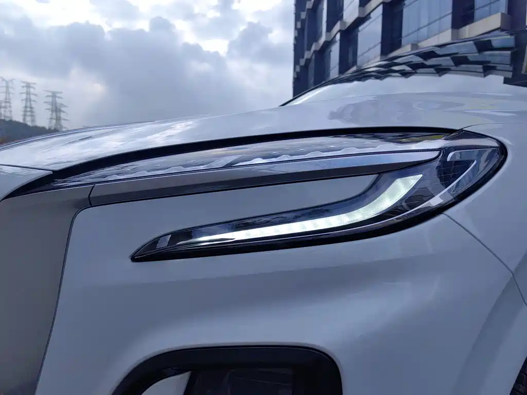 Фото машины 33