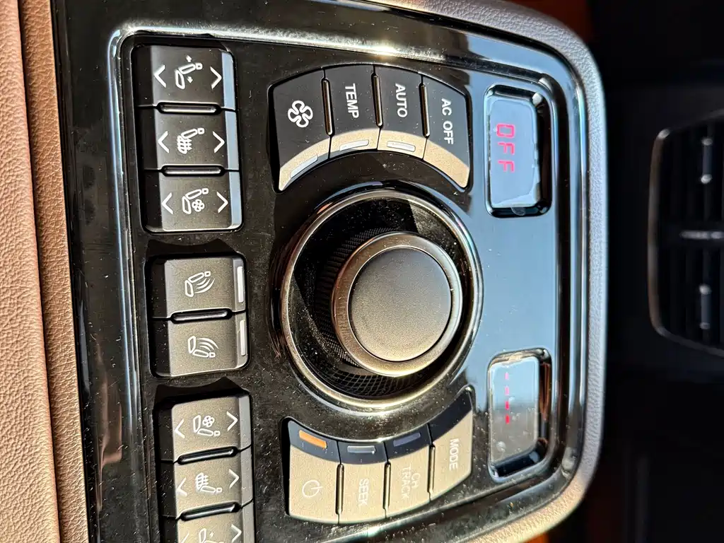 Hongqi H7 2019 2.0T Ultimate Edition