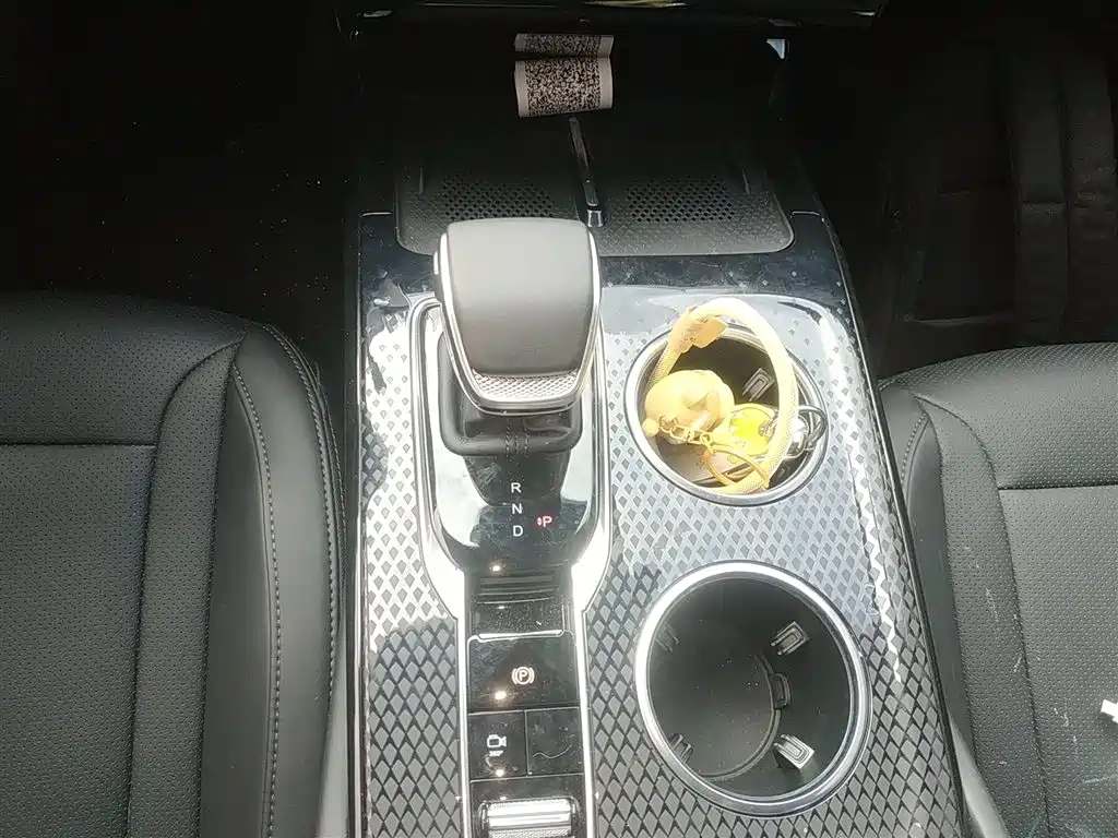 Hongqi HS3 PHEV 2024 115km Jinwei Version