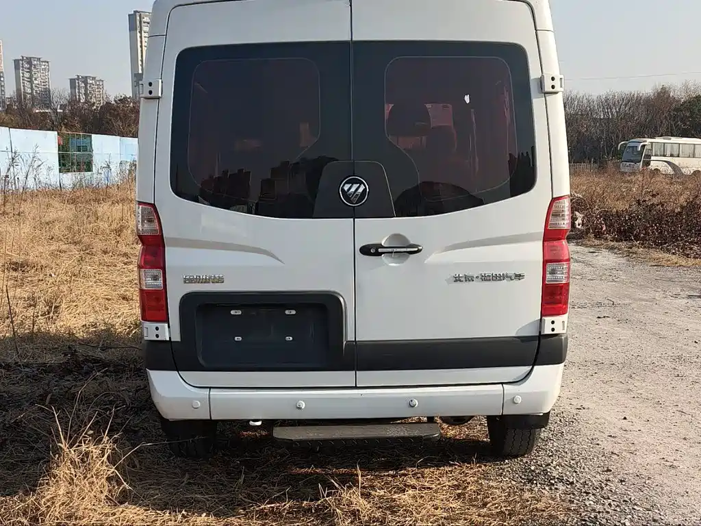 Tuano 2024 Urban version multifunctional 2.0T manual short axle low-top rear single tire 5/6/9 seats