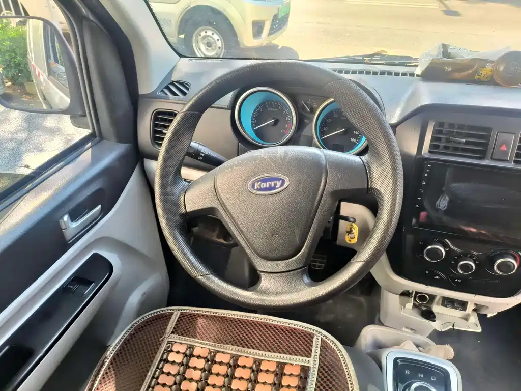 Youyou EV 2021 Van SQR5037