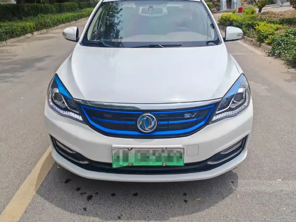 Dongfeng Fengshen E70 2020 Model 500 Super Exclusive Edition