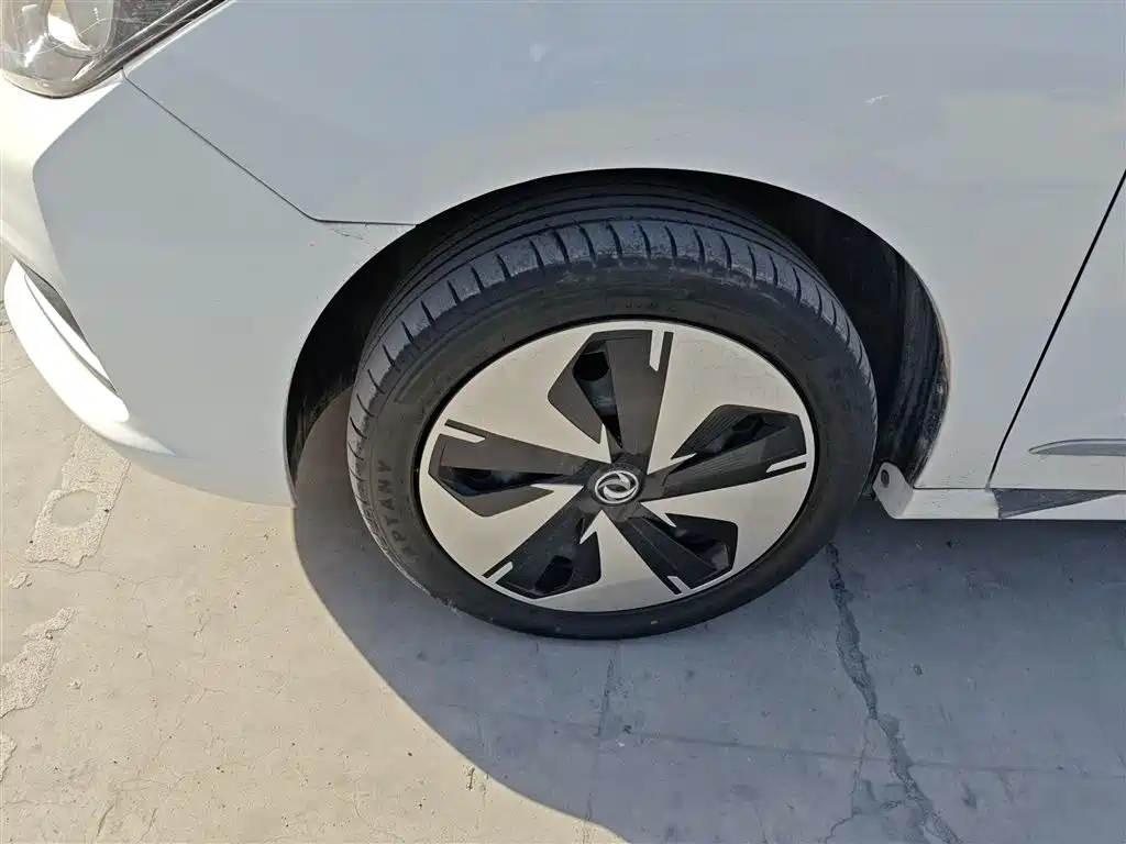 Dongfeng Fengshen E70 2022 Model 500 Super Exclusive Edition