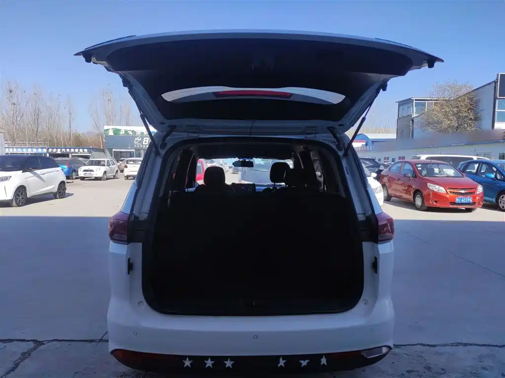 Фото машины 26