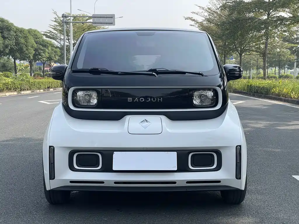 Baojun E300 2020 Plus Interstellar Smart Travel Edition