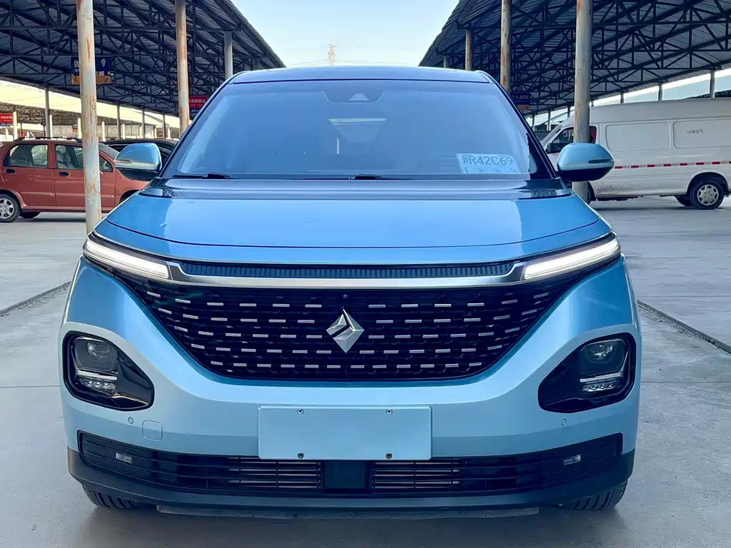 Baojun RM-5 2019 1.5T CVT 24-hour online premium 7-seater