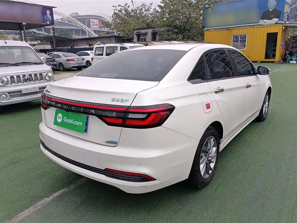 Фото машины 24