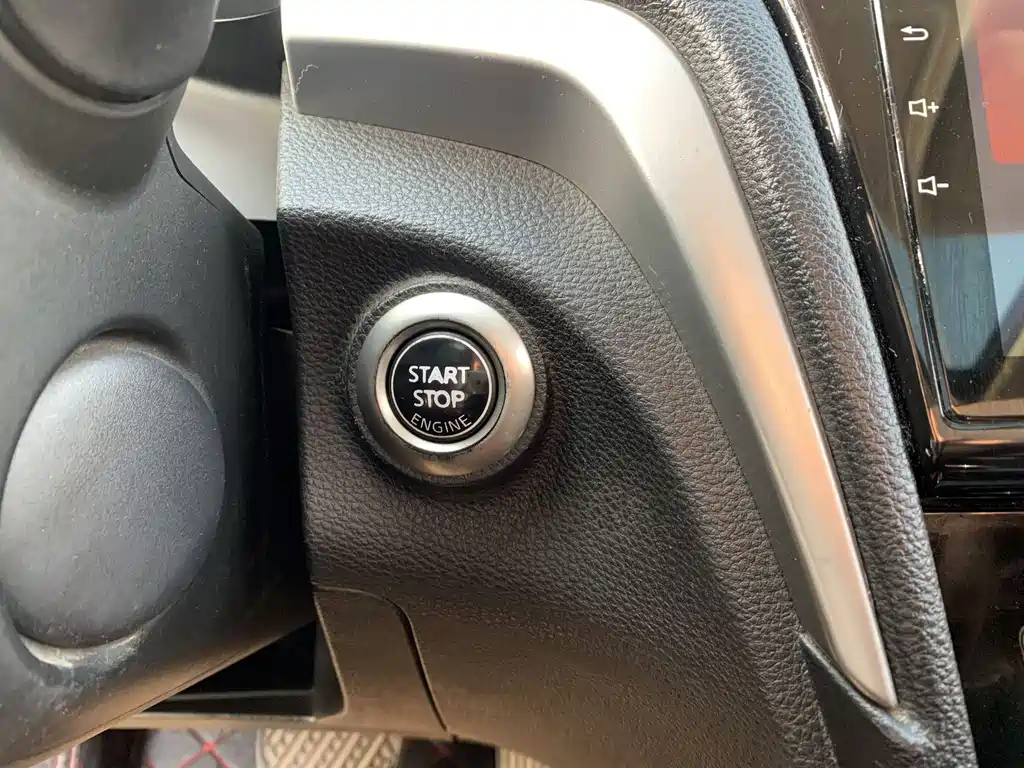 Qichen D60 2019 100,000 Glory 1.6L XL CVT Cool Edition Country V