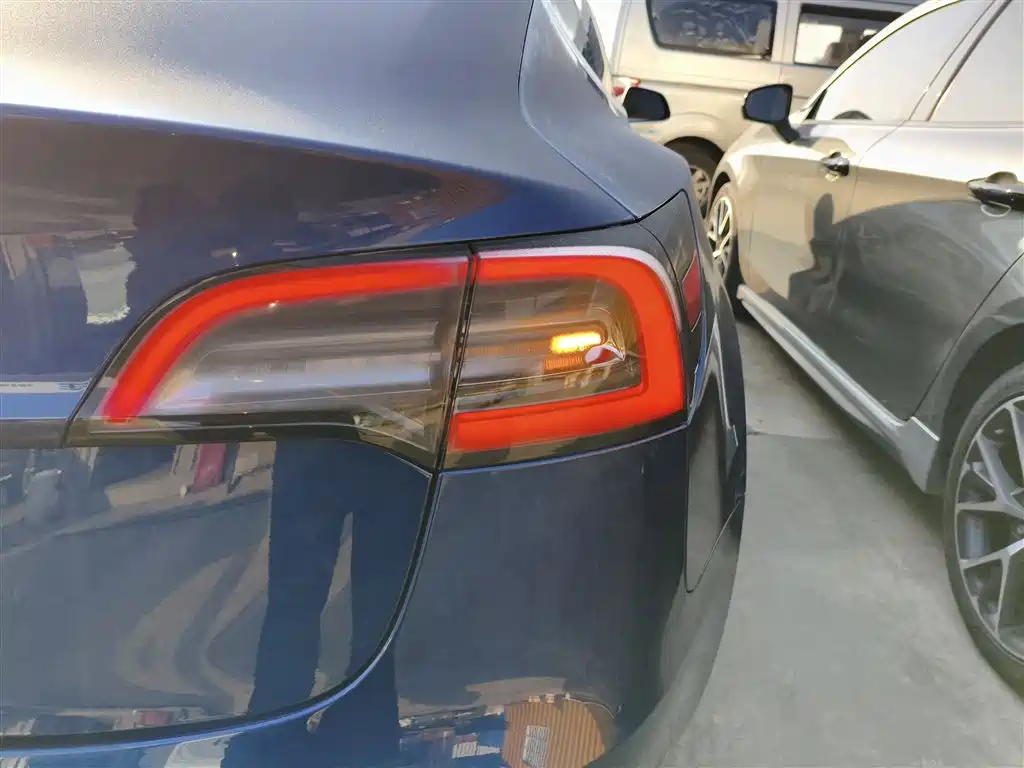 Фото машины 25