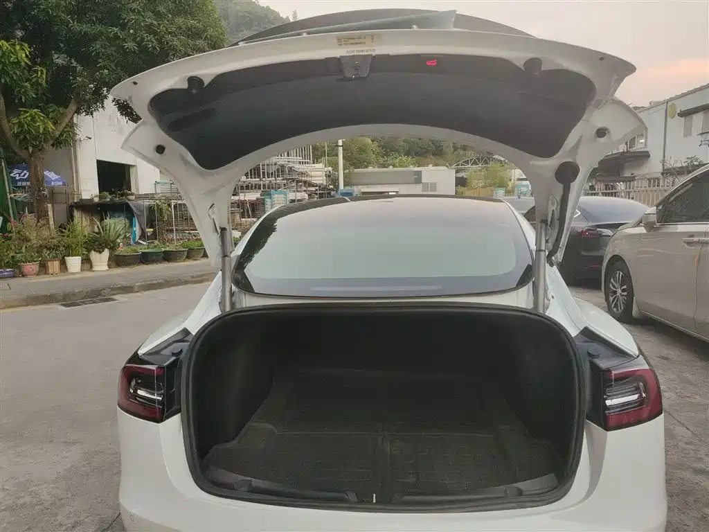 Фото машины 18