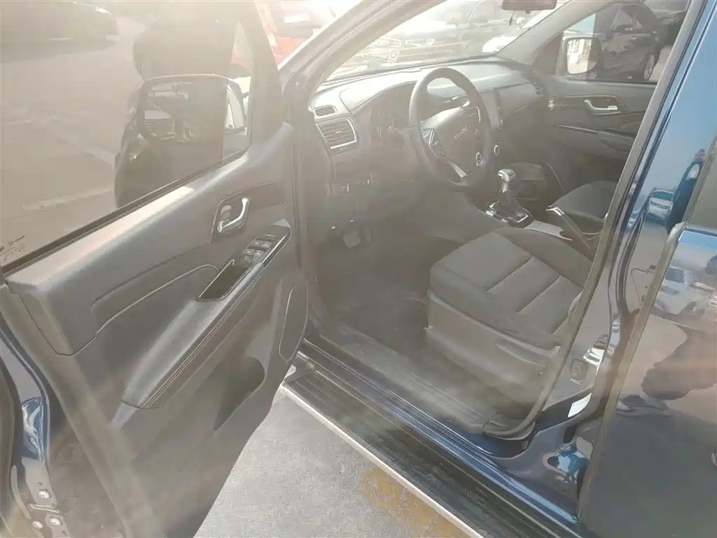 D-MAX 2020 1.9T two-wheel drive automatic comfort type national VI RZ4E Hi-Power