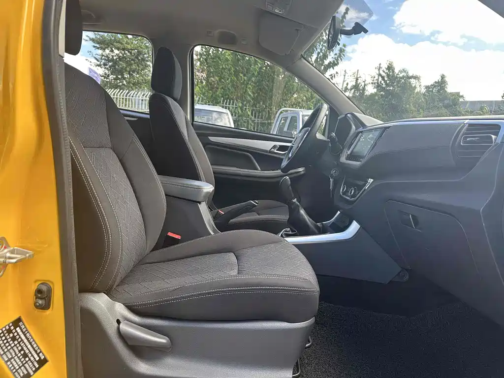 RE-MAX 2020 2.4T two-wheel drive gasoline pilot country VI Re-MAX S standard axle version 4K22D4T