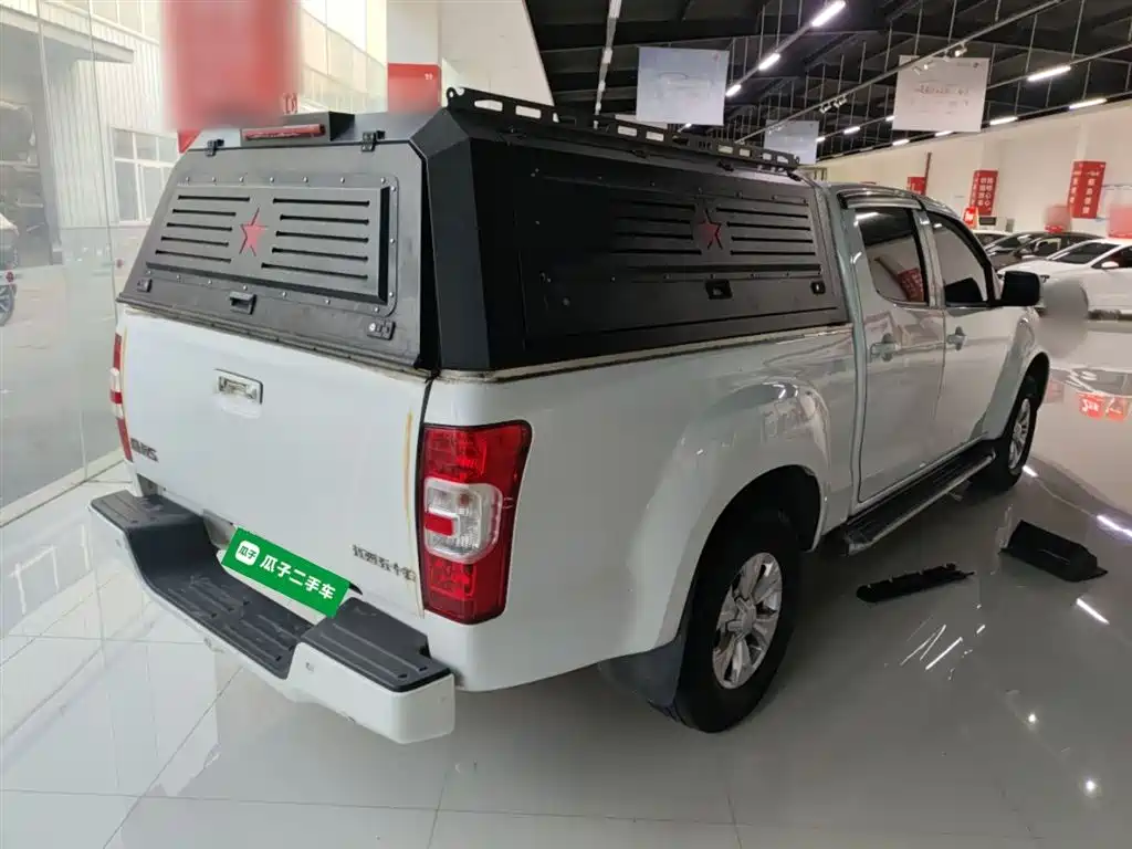 RE-MAX 2020 2.5T two-wheel drive diesel pilot country VI Re-MAX S extended version JE4D25Q6A