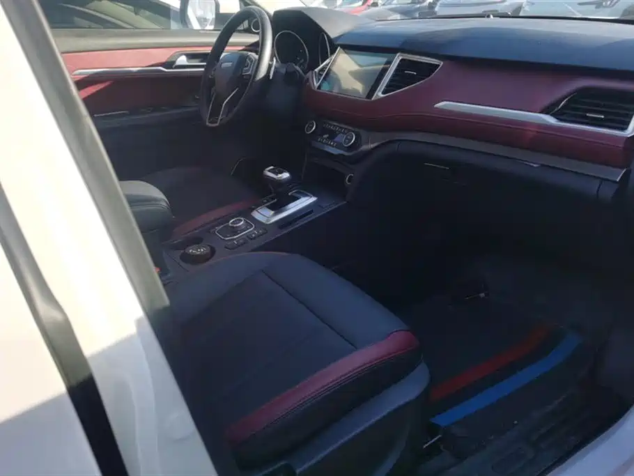 Haval H6 Coupe 2020 Zhilian version 1.5T automatic two-wheel drive luxury Zhilian type